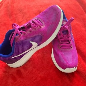 Nike shoes